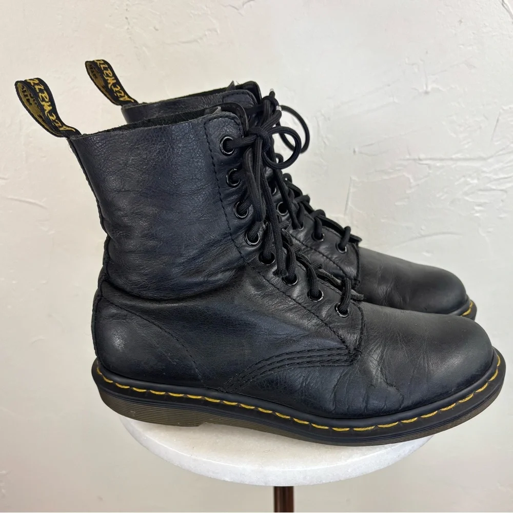DR. MARTENS Women's‎ Leather Combat Boot Shoe Black Airway High Top Lace Ankle 7